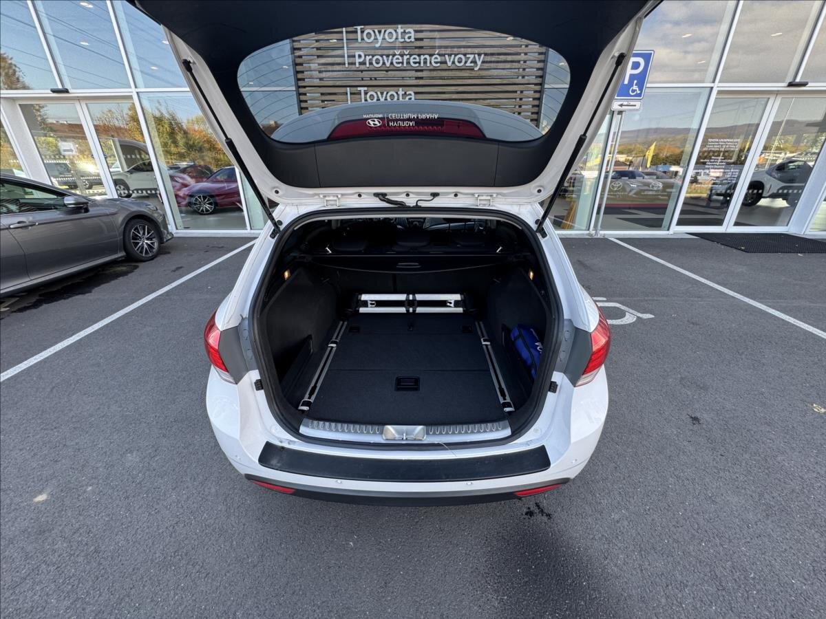 Hyundai i40 Kombi 1,7 l 100 kw