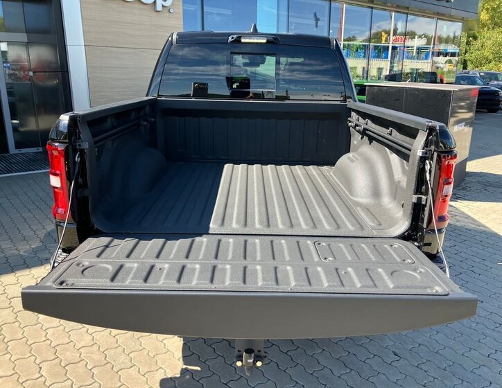 Dodge RAM Pick-up 3,0 l 313 kw