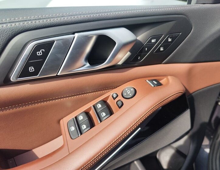 BMW X5 SUV / Terénní 3,0 l 250 kw