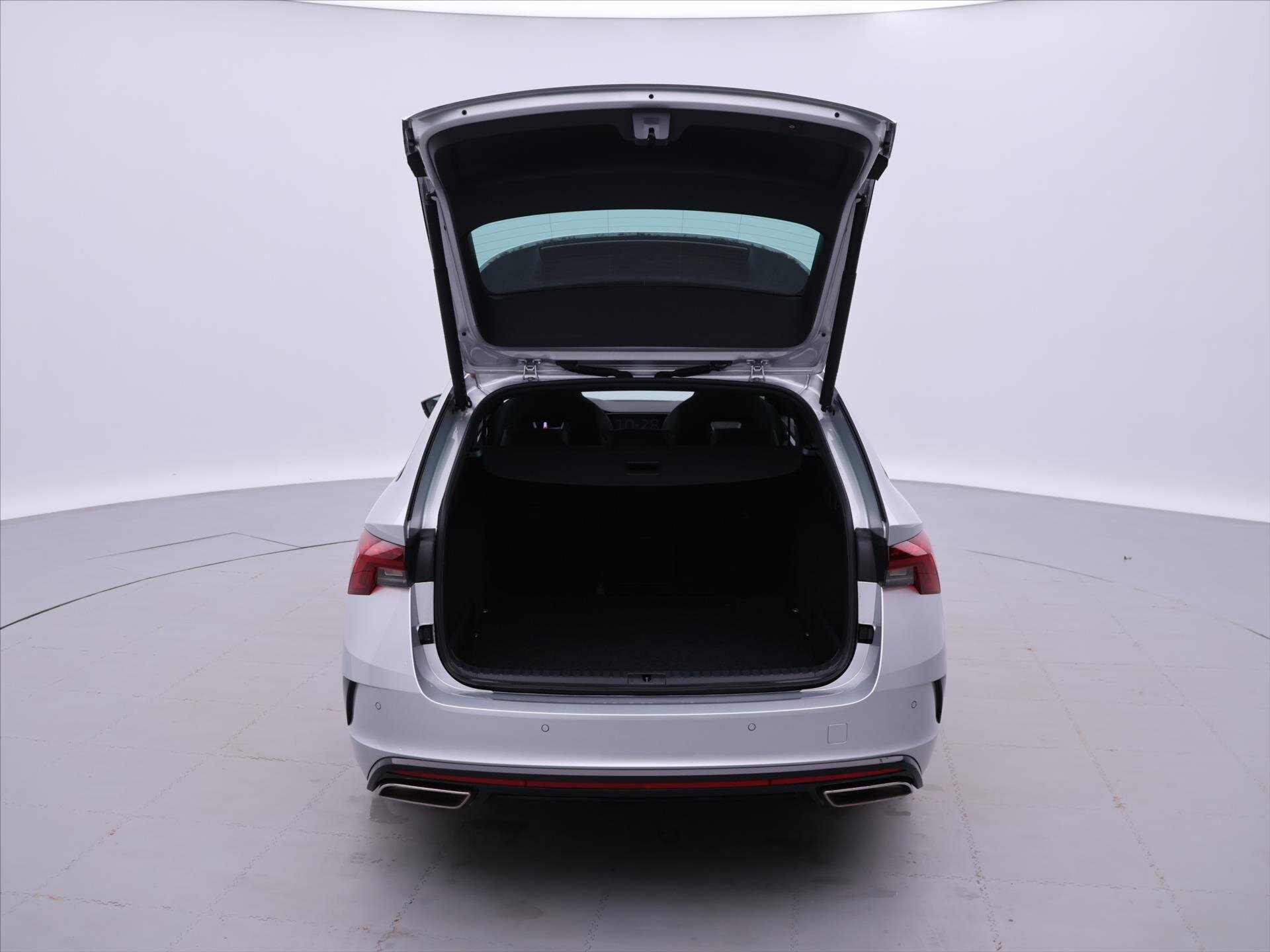 Škoda Octavia Kombi 2,0 l 180 kw