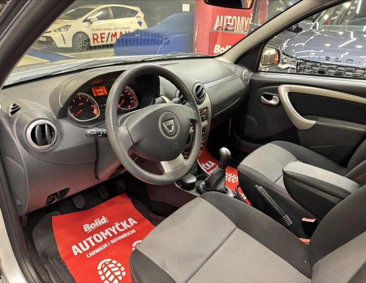 Dacia Duster SUV / Terénní 1,6 l 77 kw