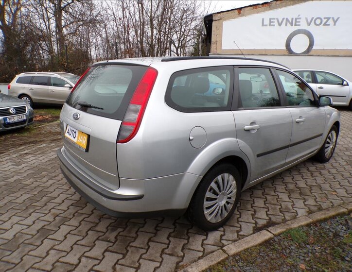 Ford Focus Kombi 1,6 l 74 kw