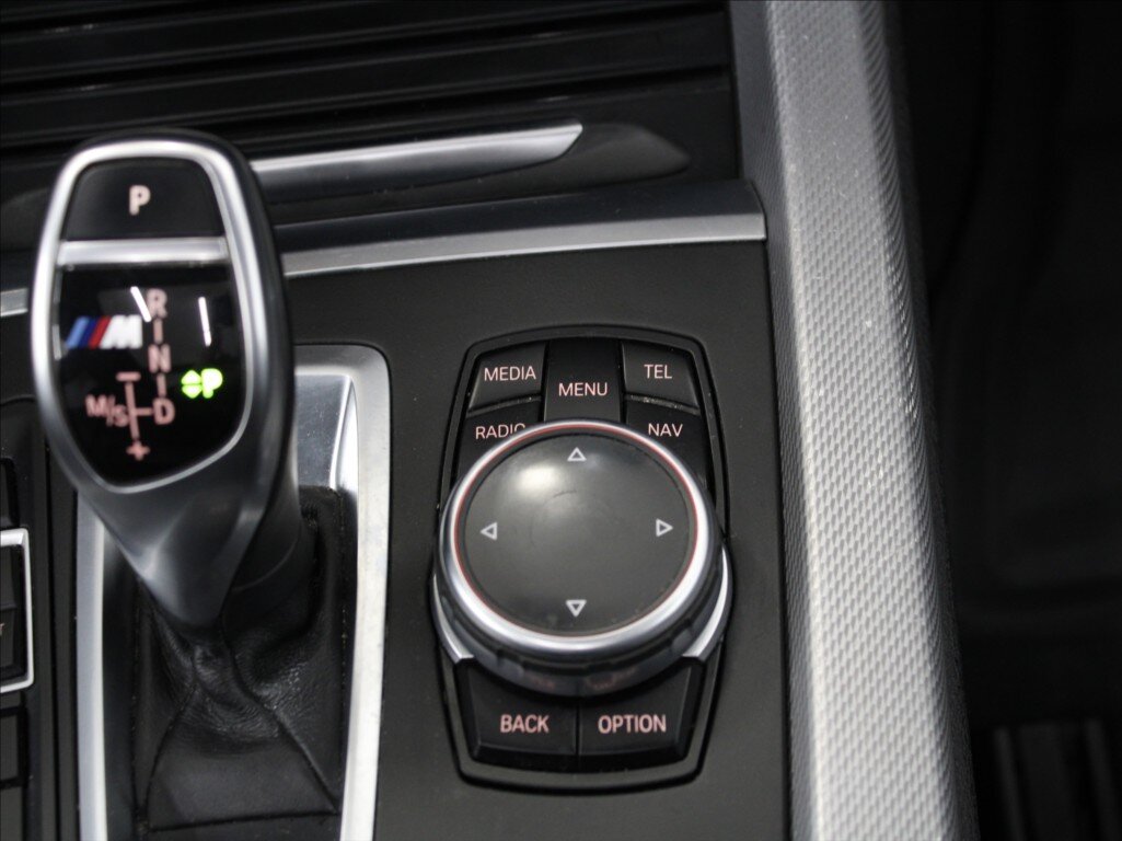 BMW X5 SUV 3,0 l 280 kw