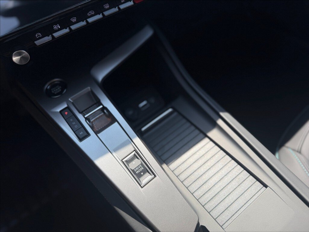 Peugeot 308 Kombi 1,2 l 96 kw