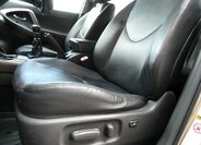 Toyota RAV4 SUV / Terénní 2,2 l 110 kw