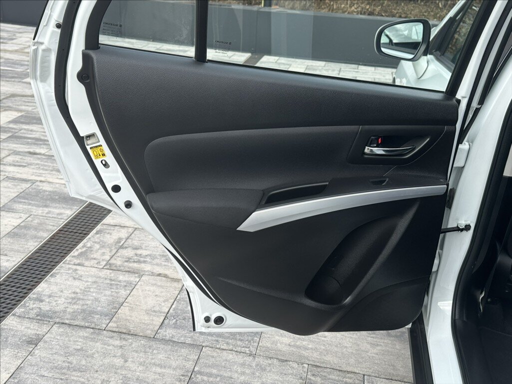 Suzuki S-Cross Hatchback 998,0 82 kw