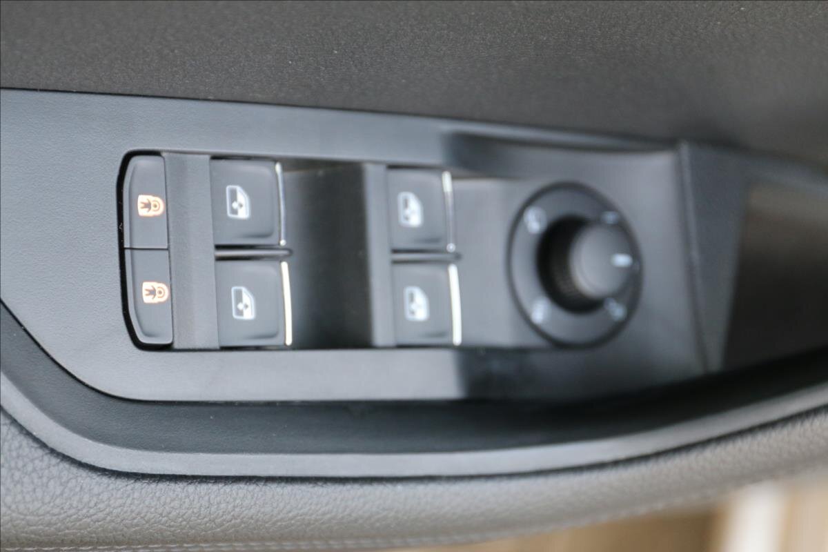 Škoda Superb Kombi 2,0 l 147 kw