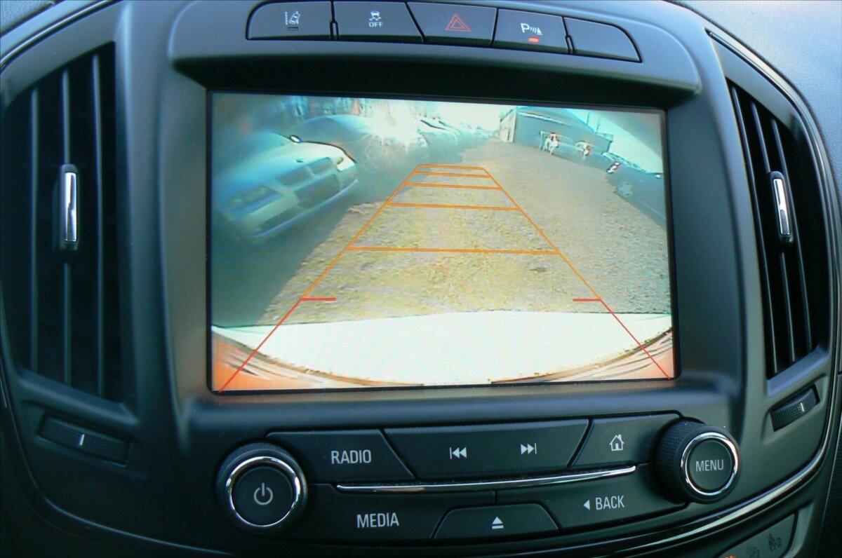 Opel Insignia Kombi 2,0 l 125 kw