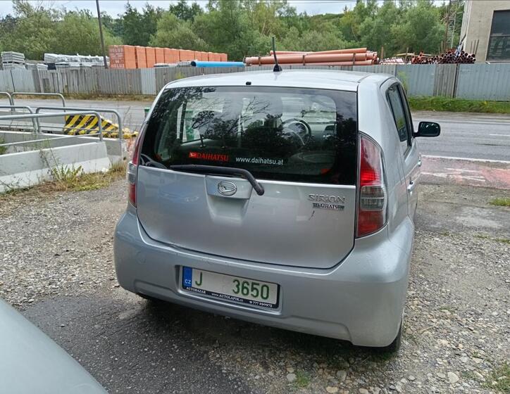 Daihatsu Sirion 10