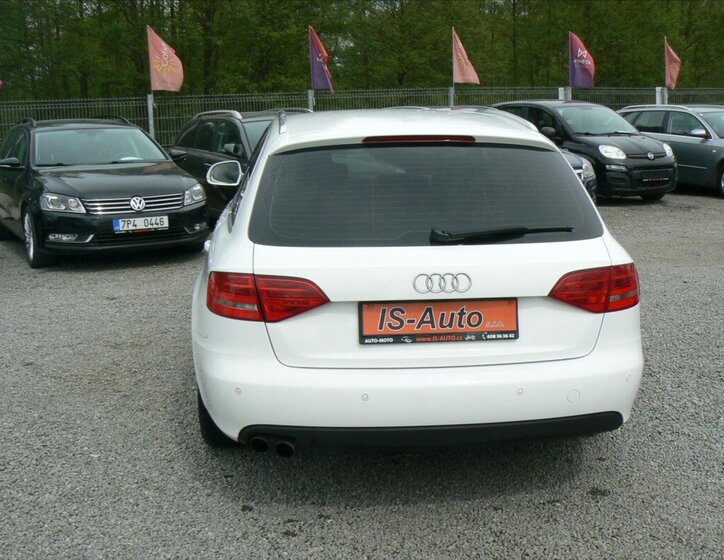 Audi A4 Kombi 2,0 l 105 kw