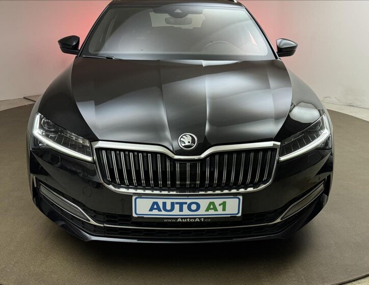 Škoda Superb 51