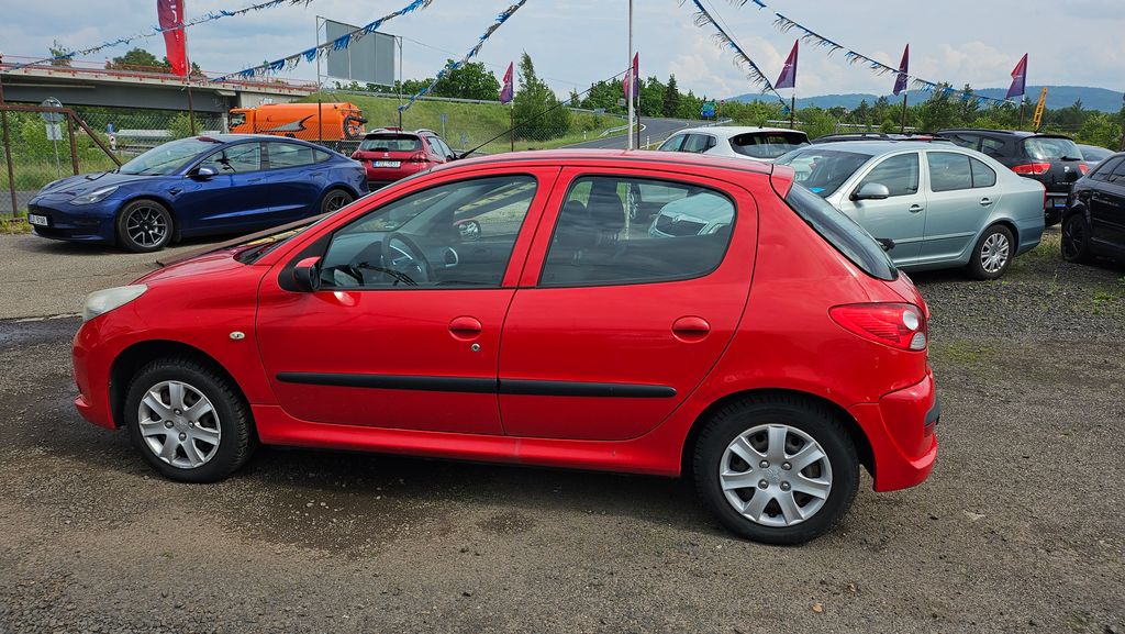 Peugeot 206