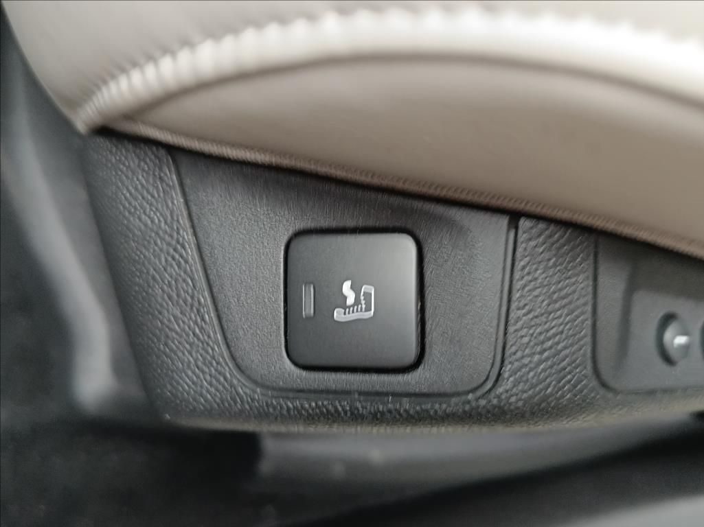 DS Automobiles DS7 Crossback