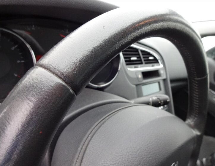 Peugeot 5008 MPV 1,6 l 115 kw