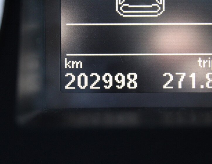 Volkswagen Passat Kombi 1,6 l 77 kw