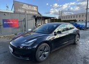 Tesla Model 3 Sedan / Limuzína 0,0 239 kw