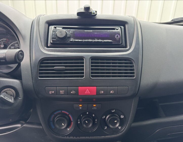 Fiat Dobló cargo Skříň 1,4 l 70 kw