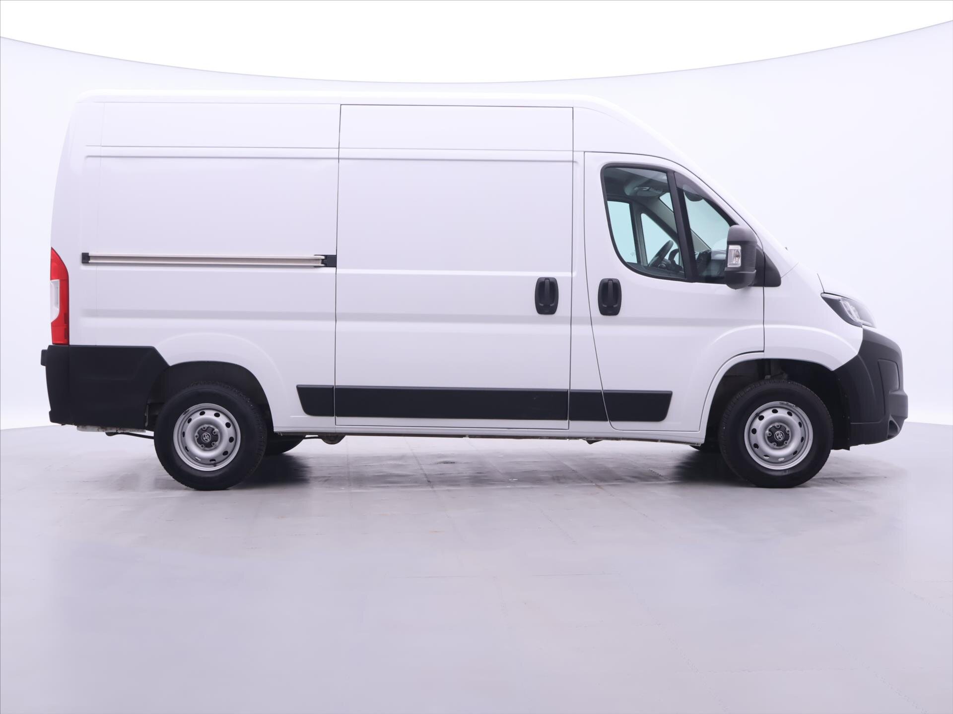 Toyota Proace Max Skříň 2,2 l 88 kw