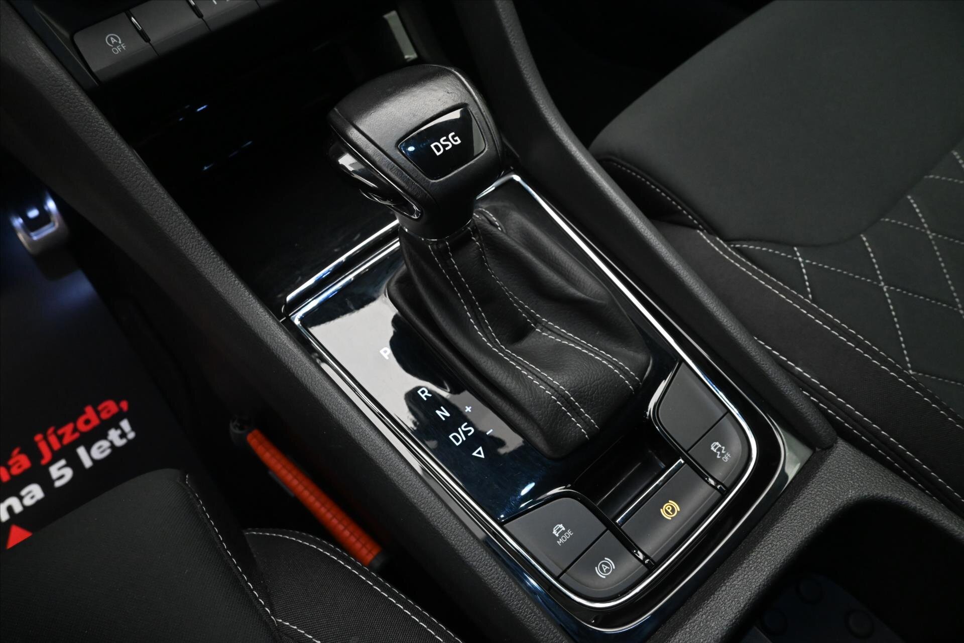 Škoda Karoq SUV / Terénní 1,5 l 110 kw