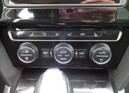 Volkswagen Passat 37