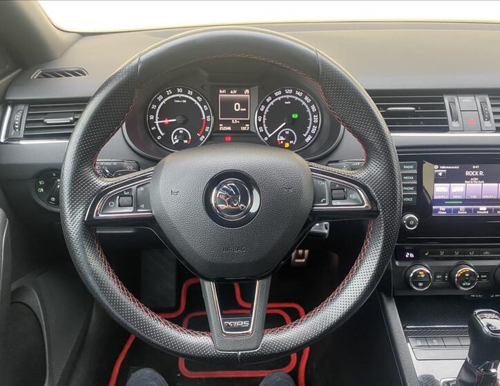 Škoda Octavia 19