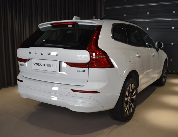 Volvo XC60 SUV / Terénní 2,0 l 145 kw