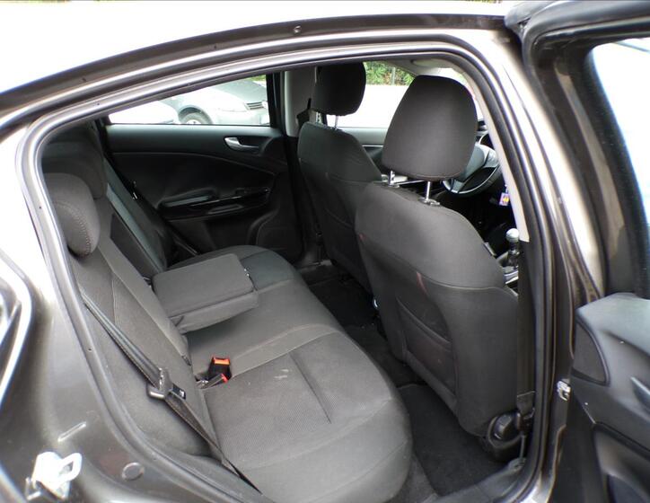 Alfa Romeo Giulietta 17