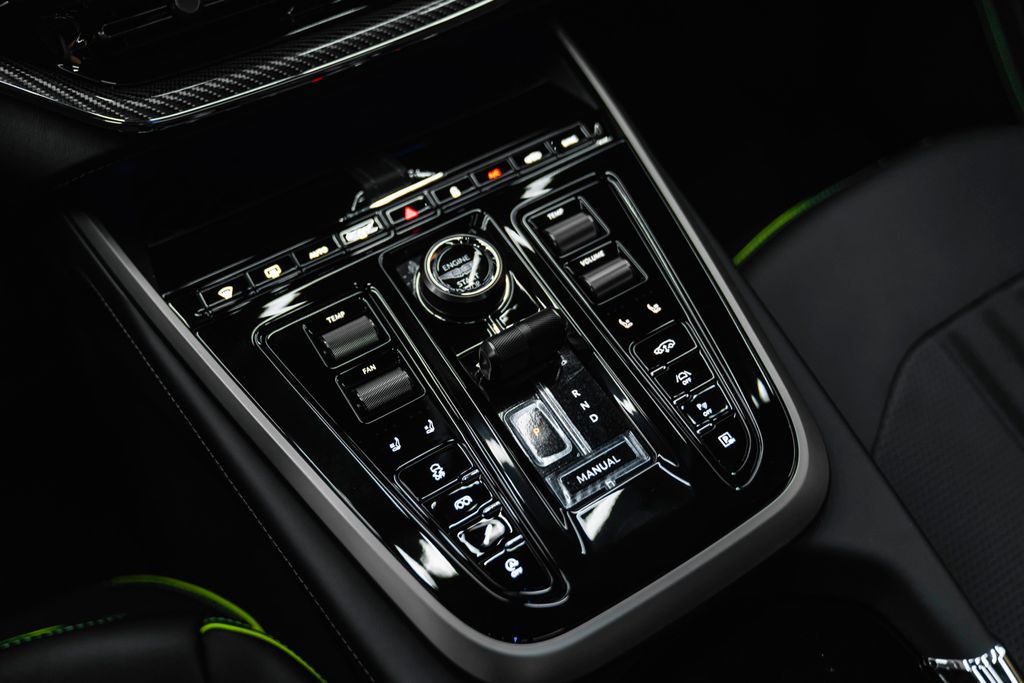 Aston Martin Ostatní