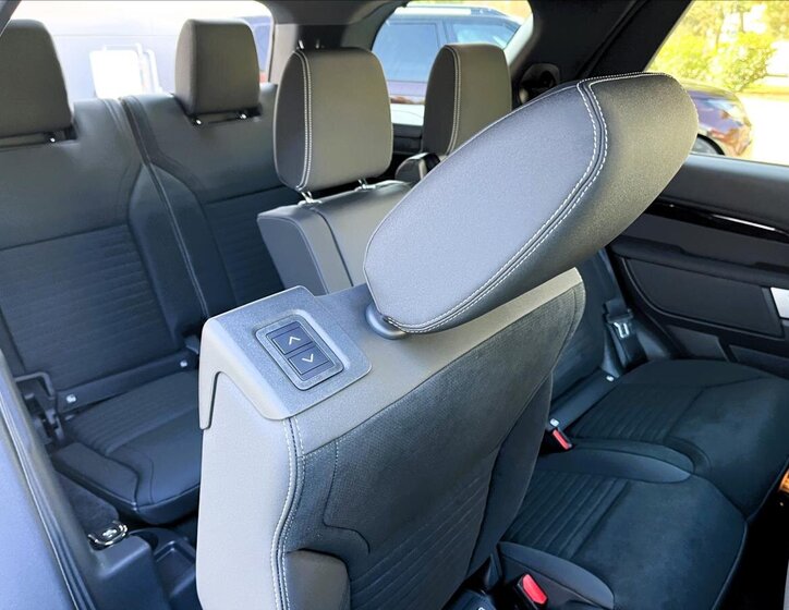 Land Rover Discovery SUV / Terénní 3,0 l 184 kw