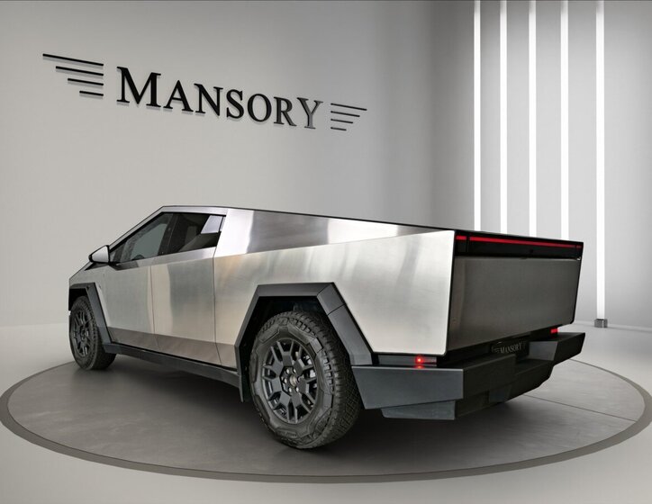 Tesla Ostatní SUV 0,0 450 kw