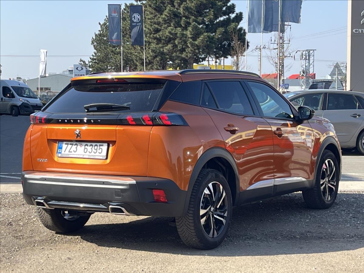 Peugeot 2008 SUV / Terénní 1,2 l 96 kw
