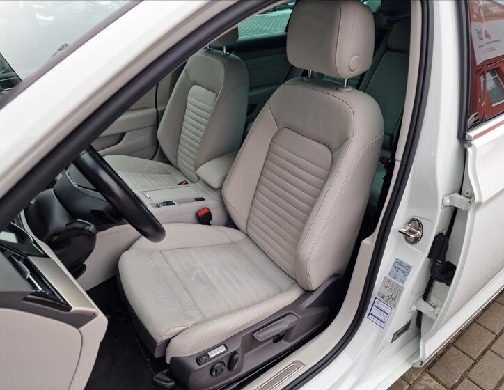 Volkswagen Passat Kombi 2,0 l 110 kw