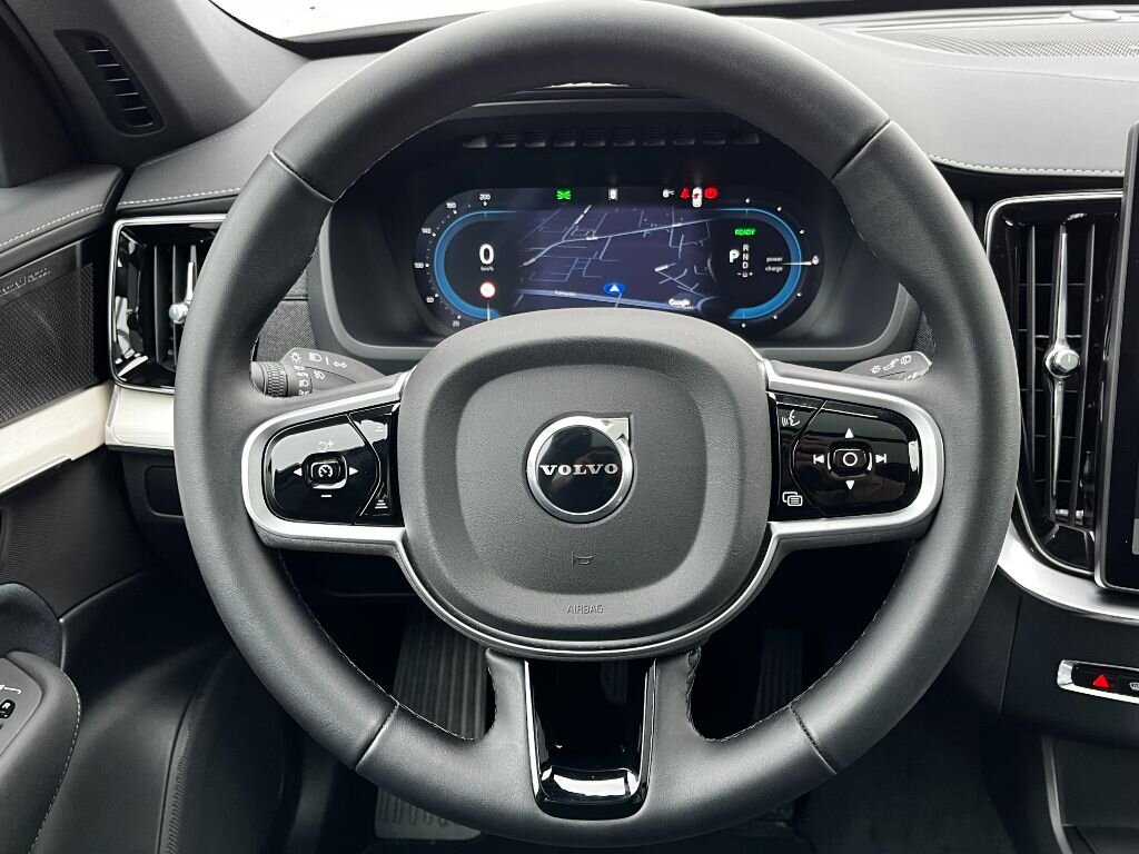 Volvo XC90 SUV 2,0 l 335 kw