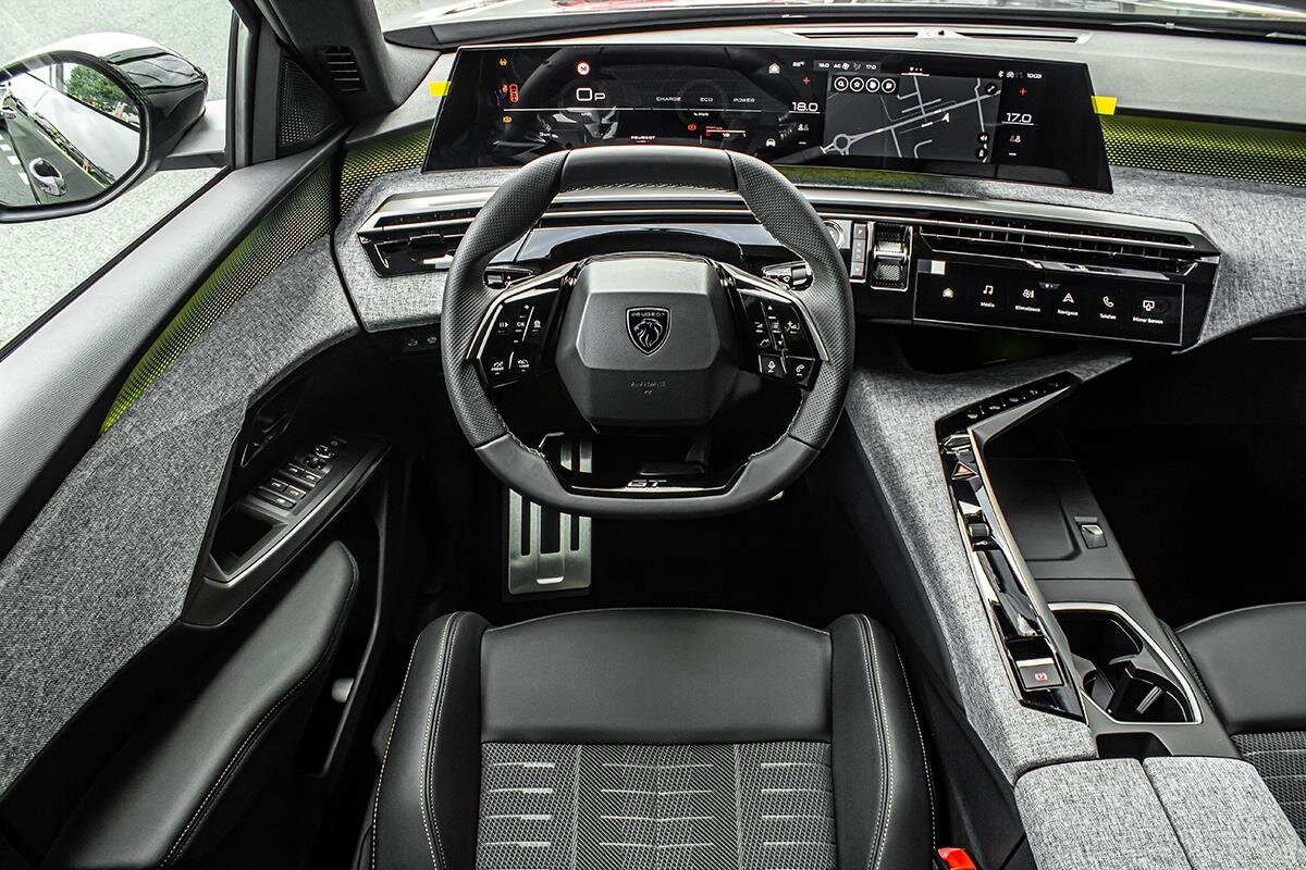 Peugeot 5008 SUV / Terénní 1,2 l 107 kw