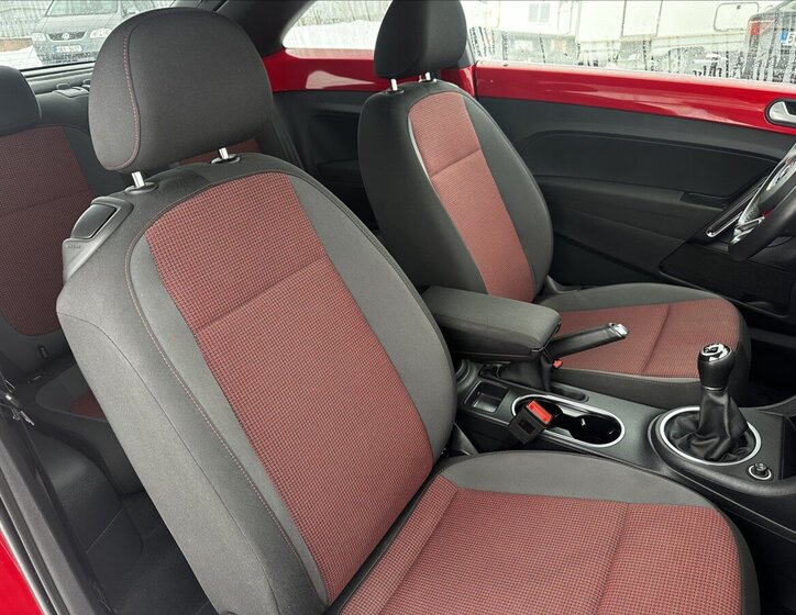 Volkswagen Beetle Hatchback 1,2 l 77 kw