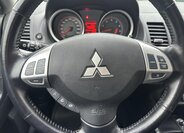 Mitsubishi Lancer Sedan 1,8 l 105 kw