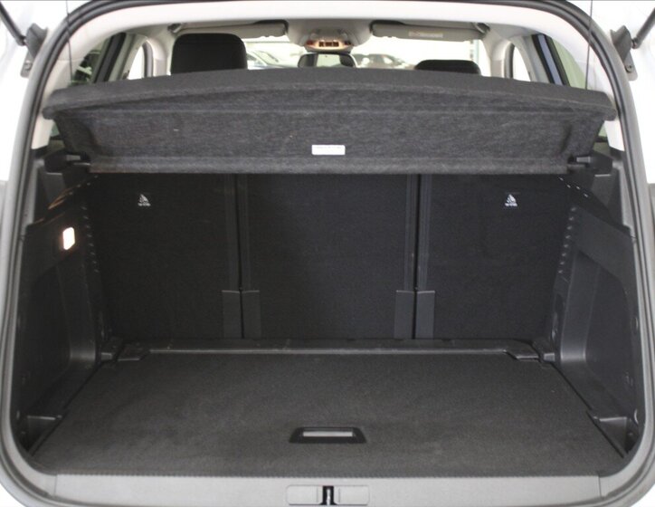 Citroën C5 Aircross SUV / Terénní 1,5 l 96 kw