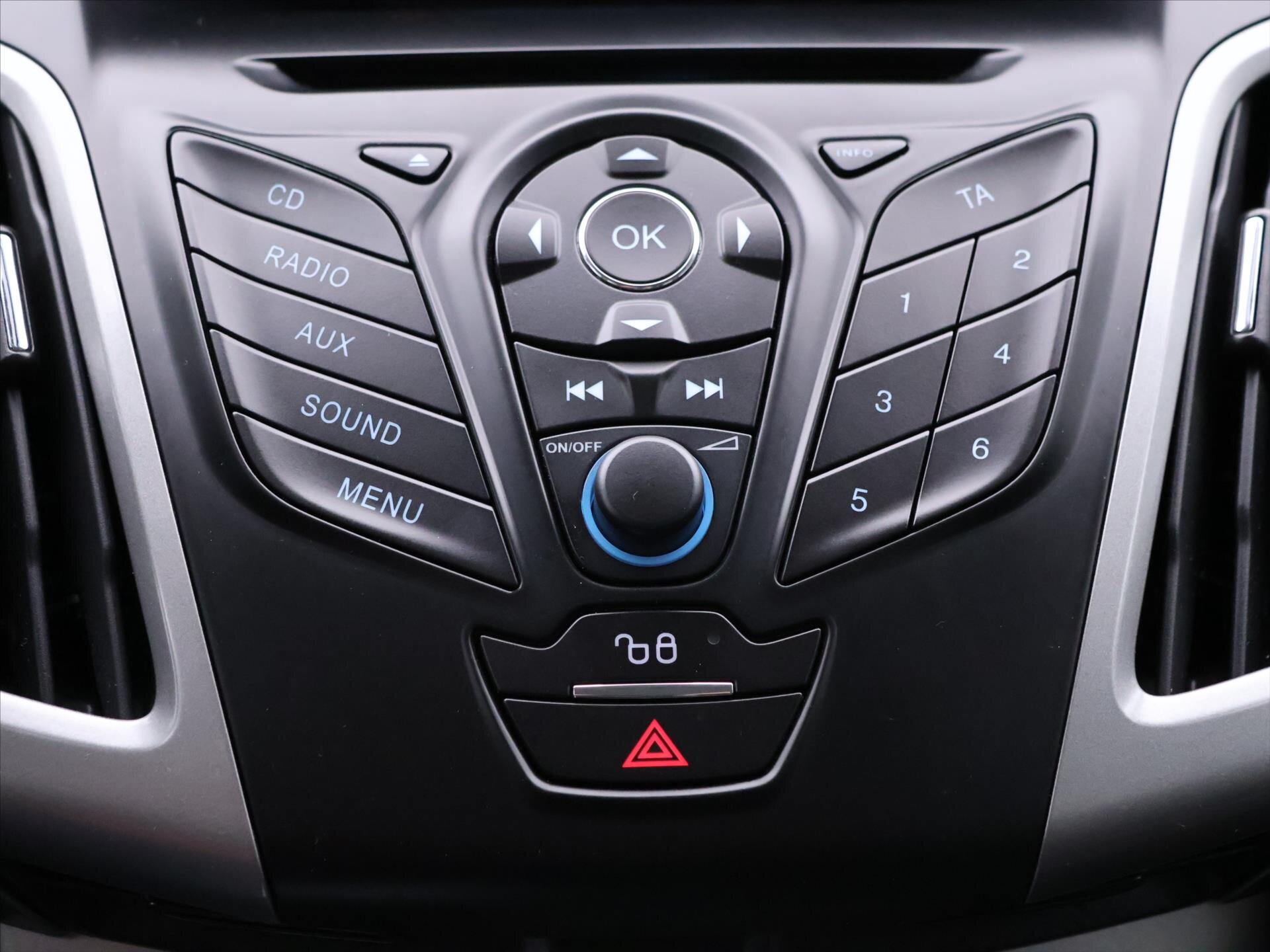 Ford Focus Kombi 998,0 74 kw