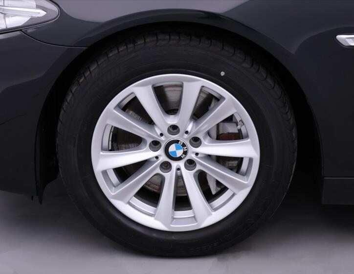 BMW Řada 5 37