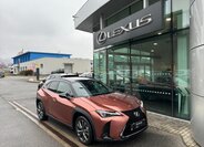 Lexus UX 300h SUV / Terénní 2,0 l 135 kw