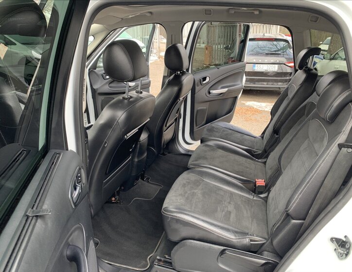 Ford S-MAX Kombi 2,2 l 147 kw