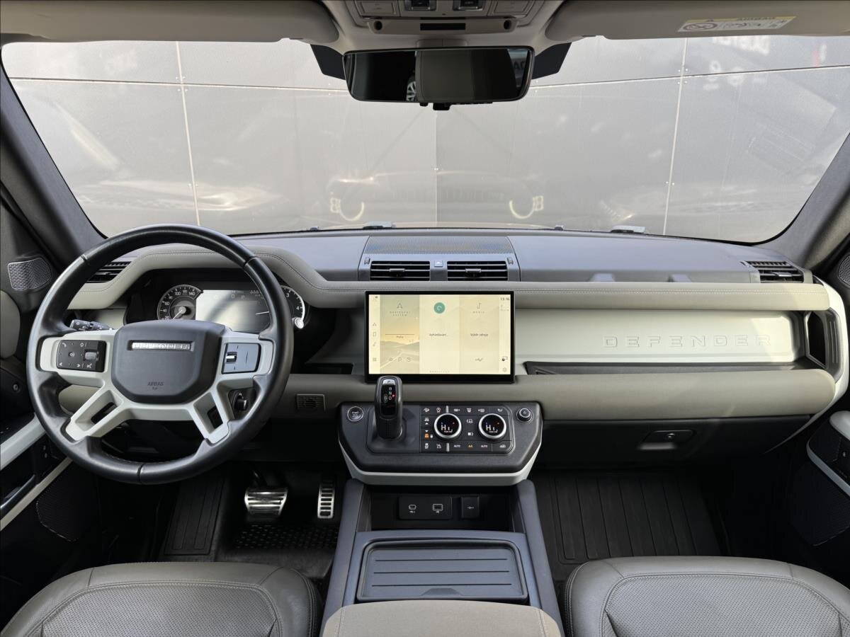 Land Rover Defender SUV 3,0 l 183 kw