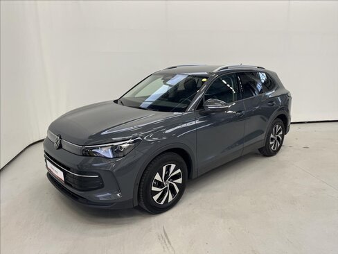 Volkswagen Tiguan SUV 1,5 l 96 kw