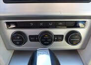 Volkswagen Passat Kombi 1,6 l 88 kw