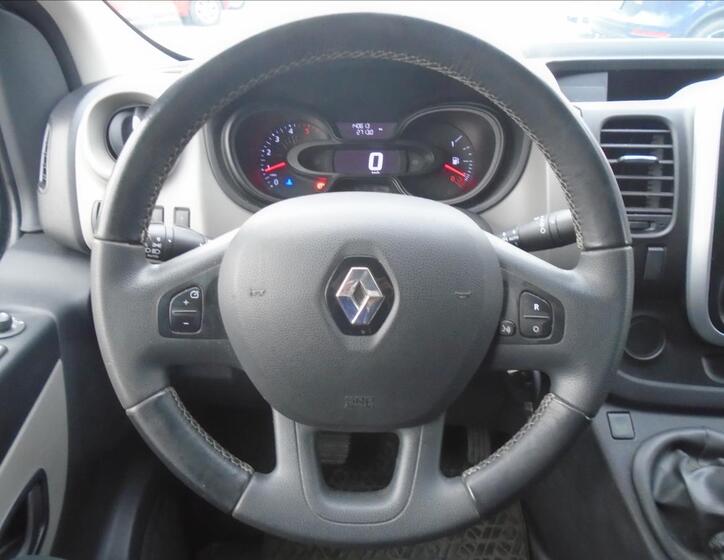 Renault Trafic 17