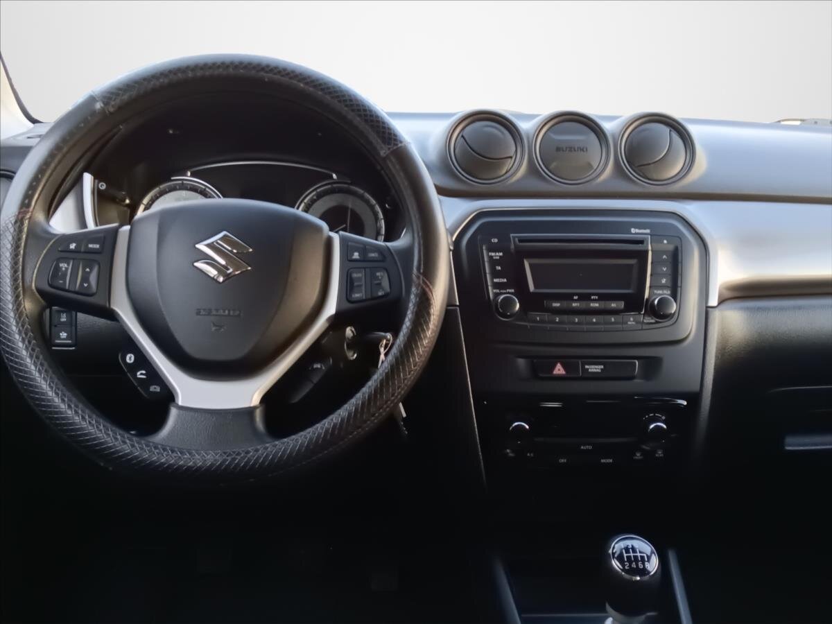 Suzuki Vitara SUV 1,4 l 95 kw