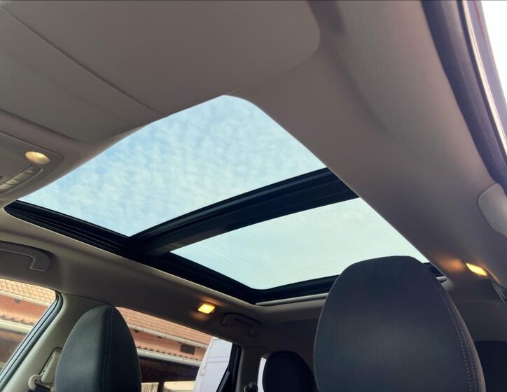 Nissan X-Trail SUV / Terénní 1,6 l 96 kw