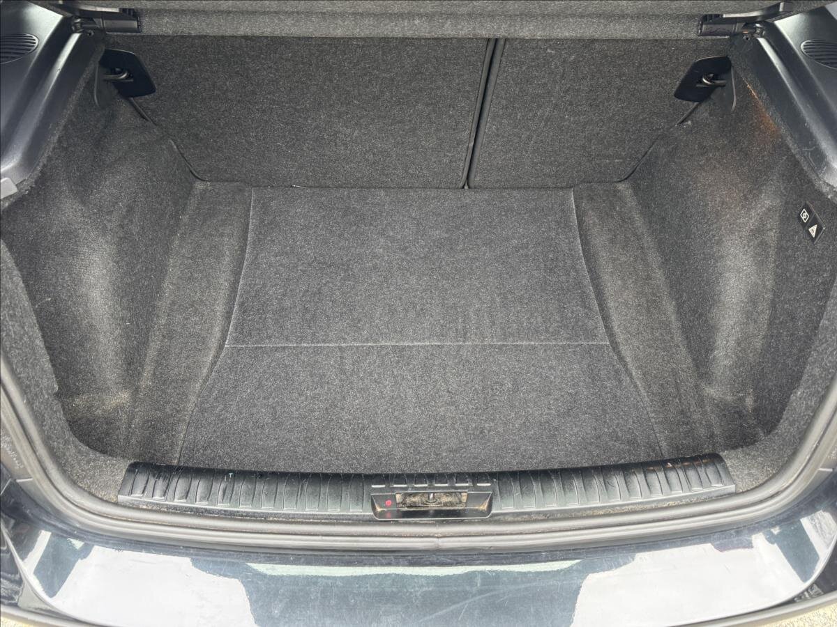 BMW Řada 1 Hatchback 2,0 l 90 kw
