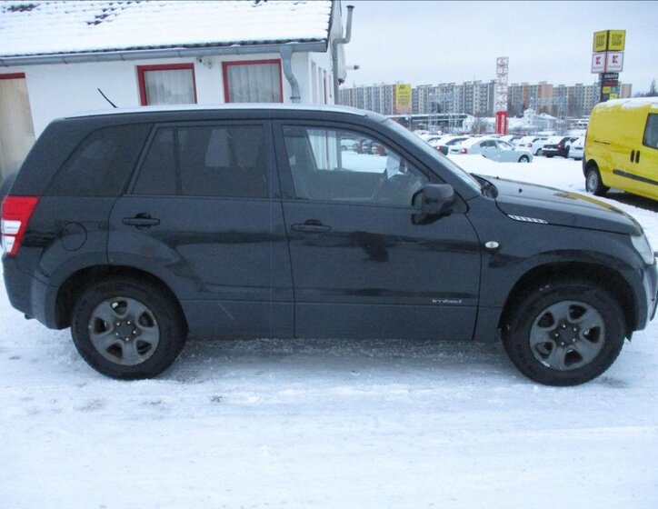 Suzuki Grand Vitara 4