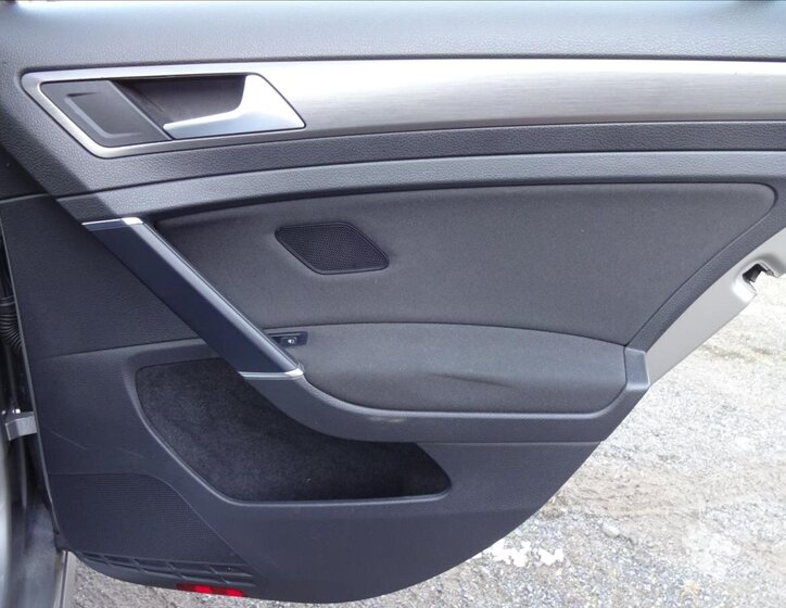 Volkswagen Golf Kombi 1,2 l 77 kw